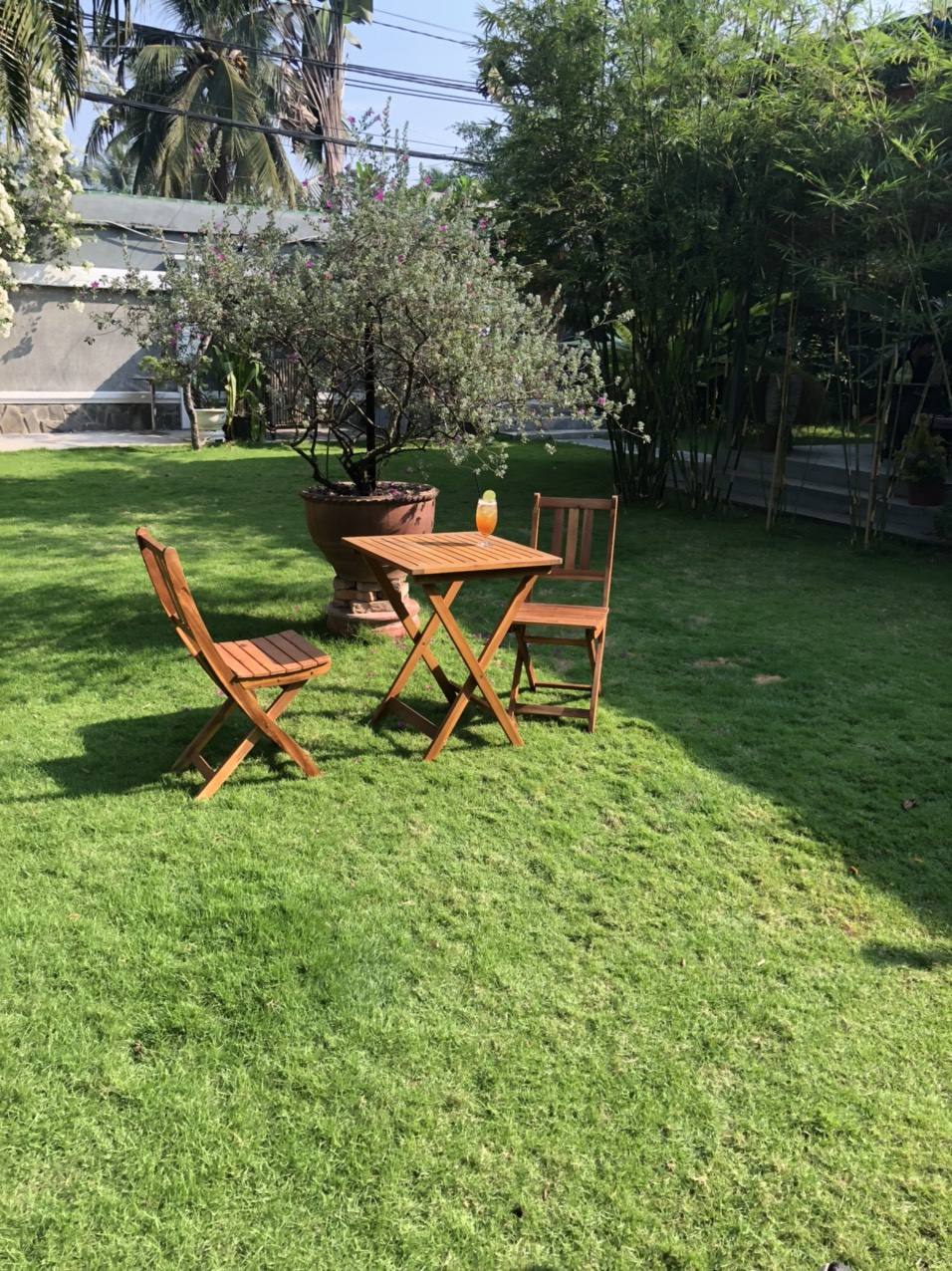 สีเขียว