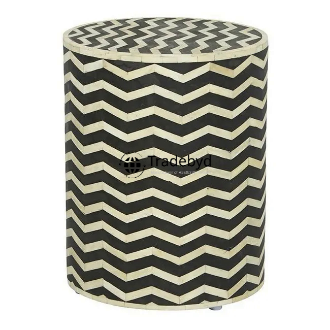 Available in different Colors