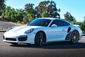 Toptan kullanılan 2015 p-orsche 911 Turbo S Coupe - Product Image 2