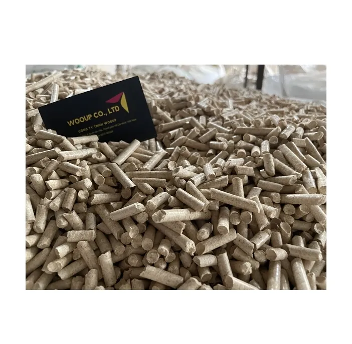 Grandi per la vendita pellet di legno per il riscaldamento di dimensioni Standard grande pellet di legno 15-20 kg borse di riscaldamento pellet di legno