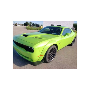 Yüksek performanslı V8, geniş iç mekanlar ve sportif tasarıma sahip dod-ge Durango SRT - Product Image 1