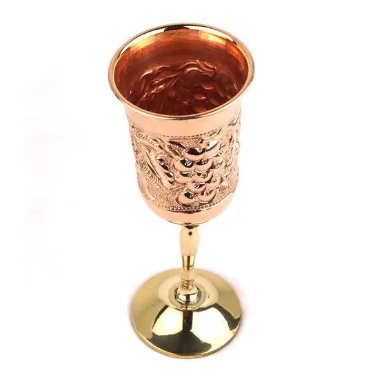 تنقش تصميم العتيقة البيرة Oinking كأس من الزجاج الجملة الصانع فريد تصميم النحاس النهائي كأس النبيذ
