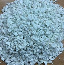 Geri dönüşümlü UPVC boru hurda ve PVC pencere profili cips beyaz ve gri renk - Product Image 5