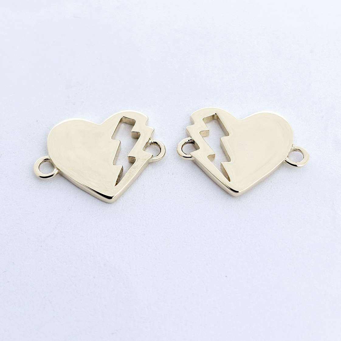 สีเหลือง