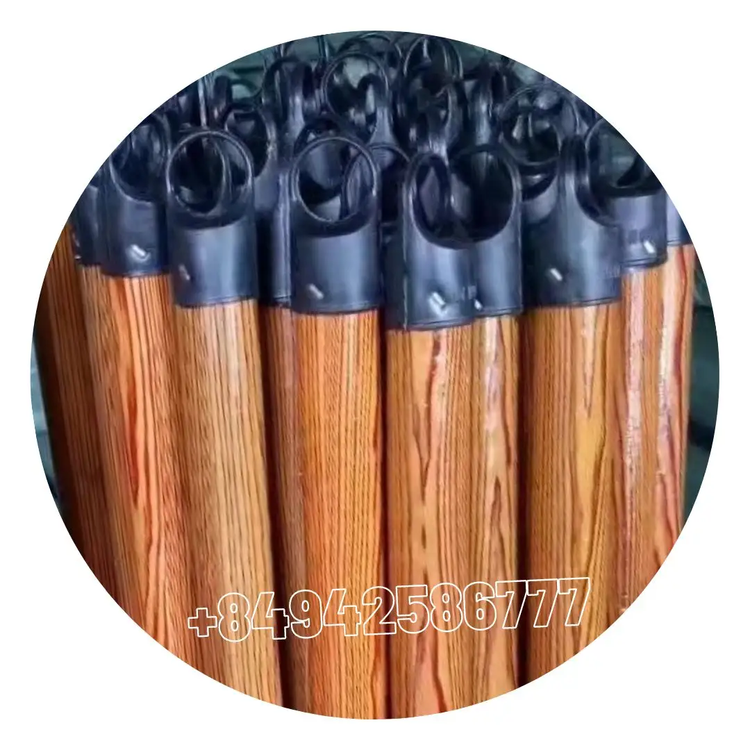 Palo de escoba de madera de eucalipto, mango de madera limpio, suministro a granel de Vietnam para todos los precios del mercado