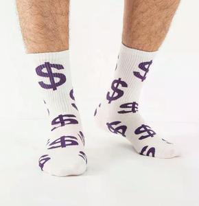 卸売カジュアル快適コットンソックス卸売バルク格安クルーソックスユニセックスクイックドライ通気性ソックスカスタムロゴ付き