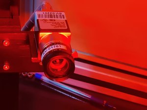 Macchina di smistamento ottica automatizzata per elementi di fissaggio e componenti aerospaziali