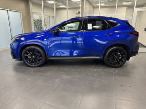 2024 Lexus NX 350 F Sport AWD 4dr CROSSOVER พร้อมด้วยการจัดการที่ดีเยี่ยมเบาะหนังด้านซ้าย - Product Image 2