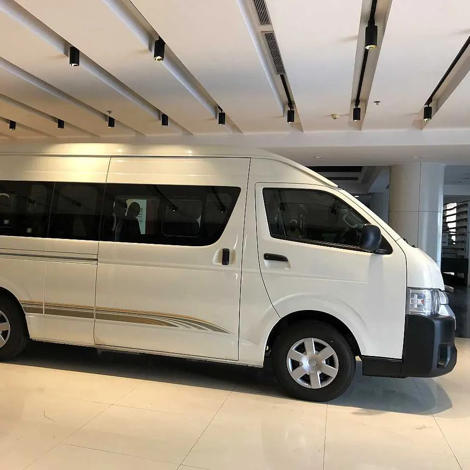 Gebrauchte Toyotas HiAce Computer Hochdach bus 15 Sitzer 2019 Modell, 100% perfekt arbeitend, unfall frei, 1 Jahr Garantie.