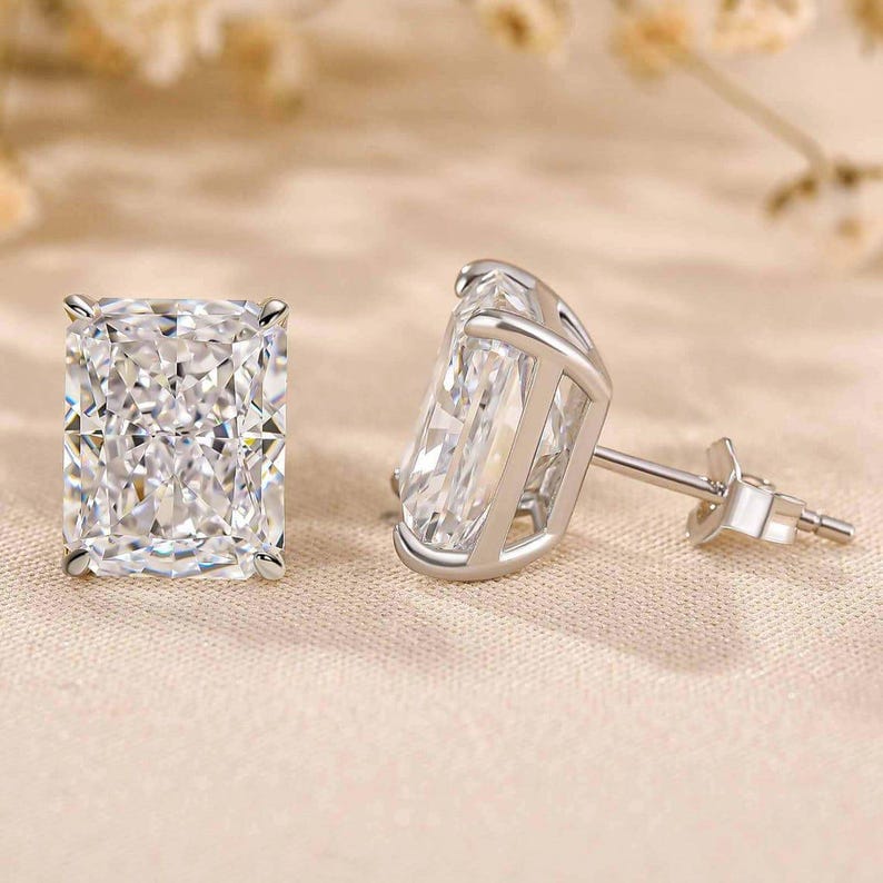 14K white gold