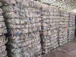 Geri dönüşümlü PET Flakes ve PET şişeler plastik hurda granül formunda beyaz PS ile karışık - Product Image 6