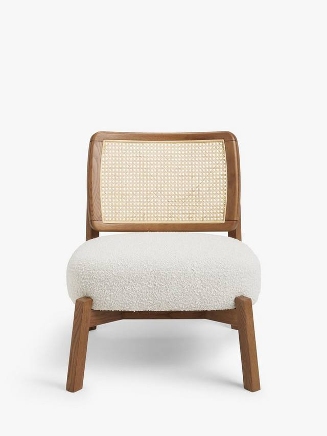 คัสตาร์ม