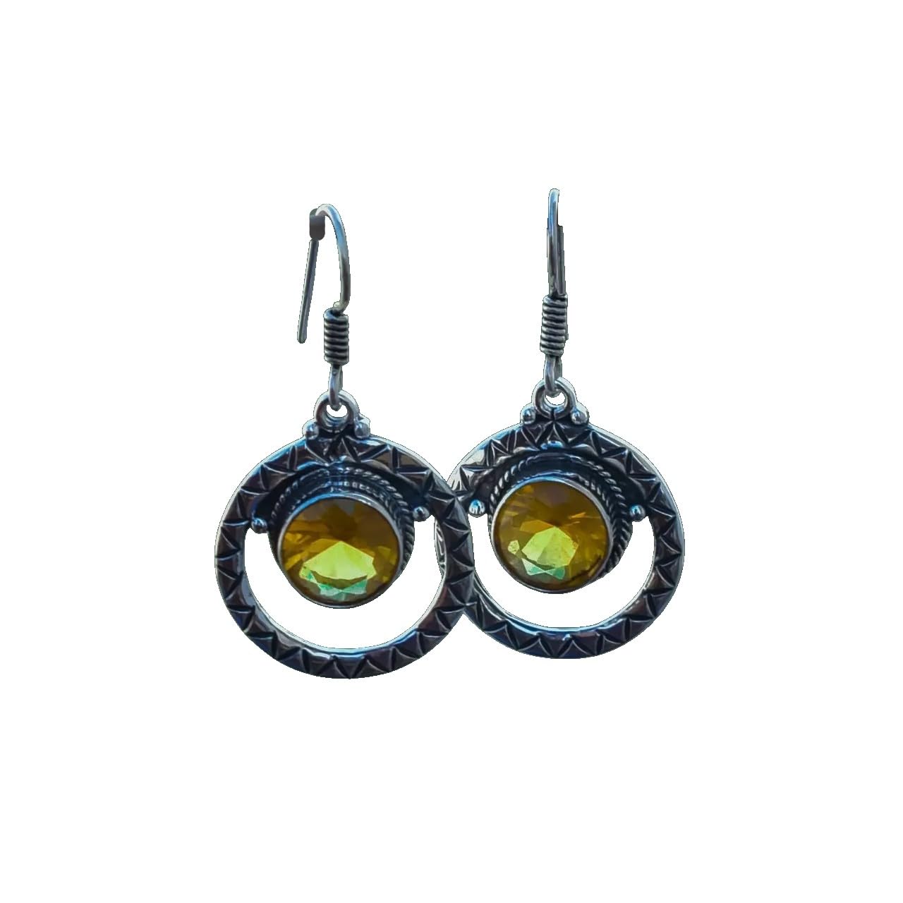 สีเหลือง