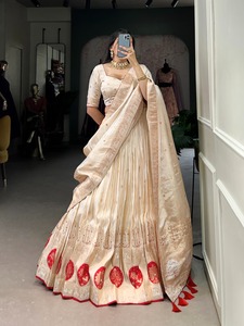 インドのパキスタンの結婚式のためのパーティーの特別な機会のためのデザイナーの純粋なシマーSilk <span class=keywords><strong>Lehenga</strong></span> CholiオンラインショッピングSurat India