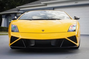 2014 Lamborghini Gallardo LP570-<strong>4</strong> Squadra Corse Turbocharged AWD Manual Gearbox <strong>8L</strong> Engine R20 Tire Size Leather Seats ACC Cruise - Product Image 4