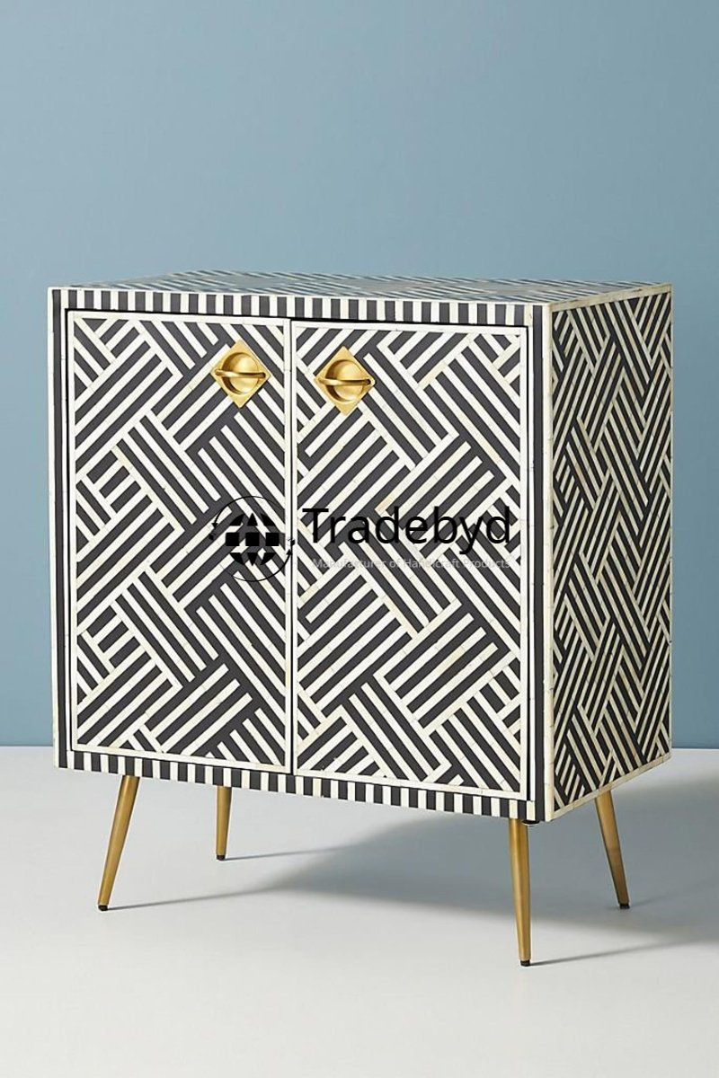 Available in different Colors