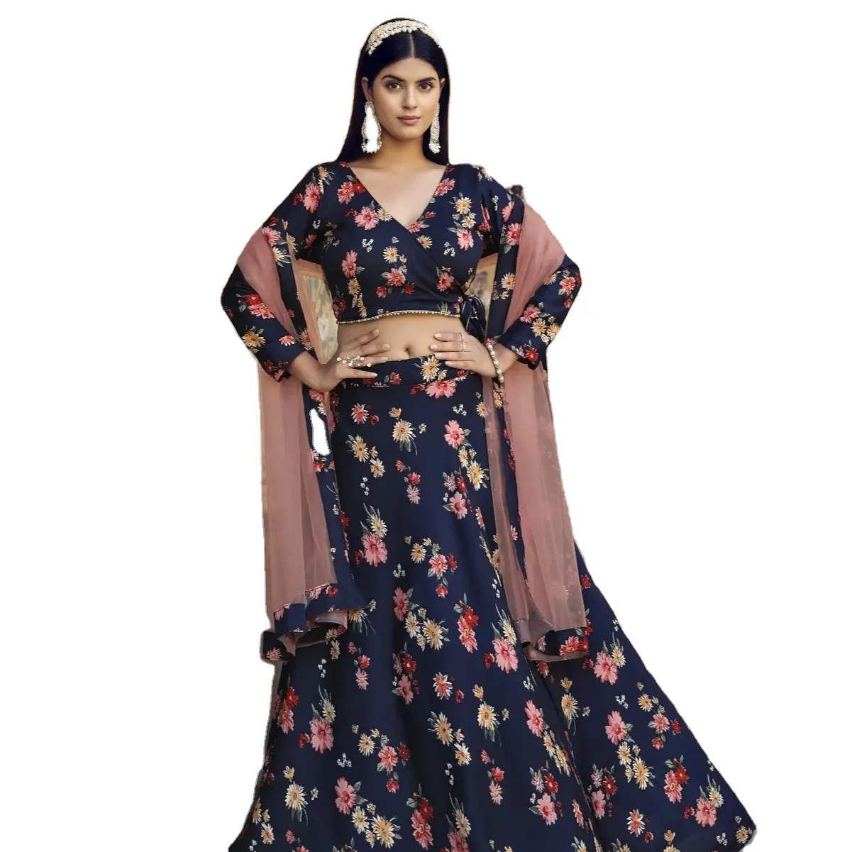 Nieuwe Beste Geplette Zijden Bloemenprint, Mooie Kanten Accenten En Speelse Accessoires Voor Kwastjes Lehenga