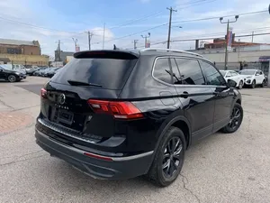 มือสอง2023 Volkswagen Tiguan SE FWD - Product Image 4