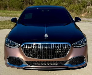 中古2023 Mer-ce-des- B-enz S-Class May-bach S 680 4MATIC AWD新品