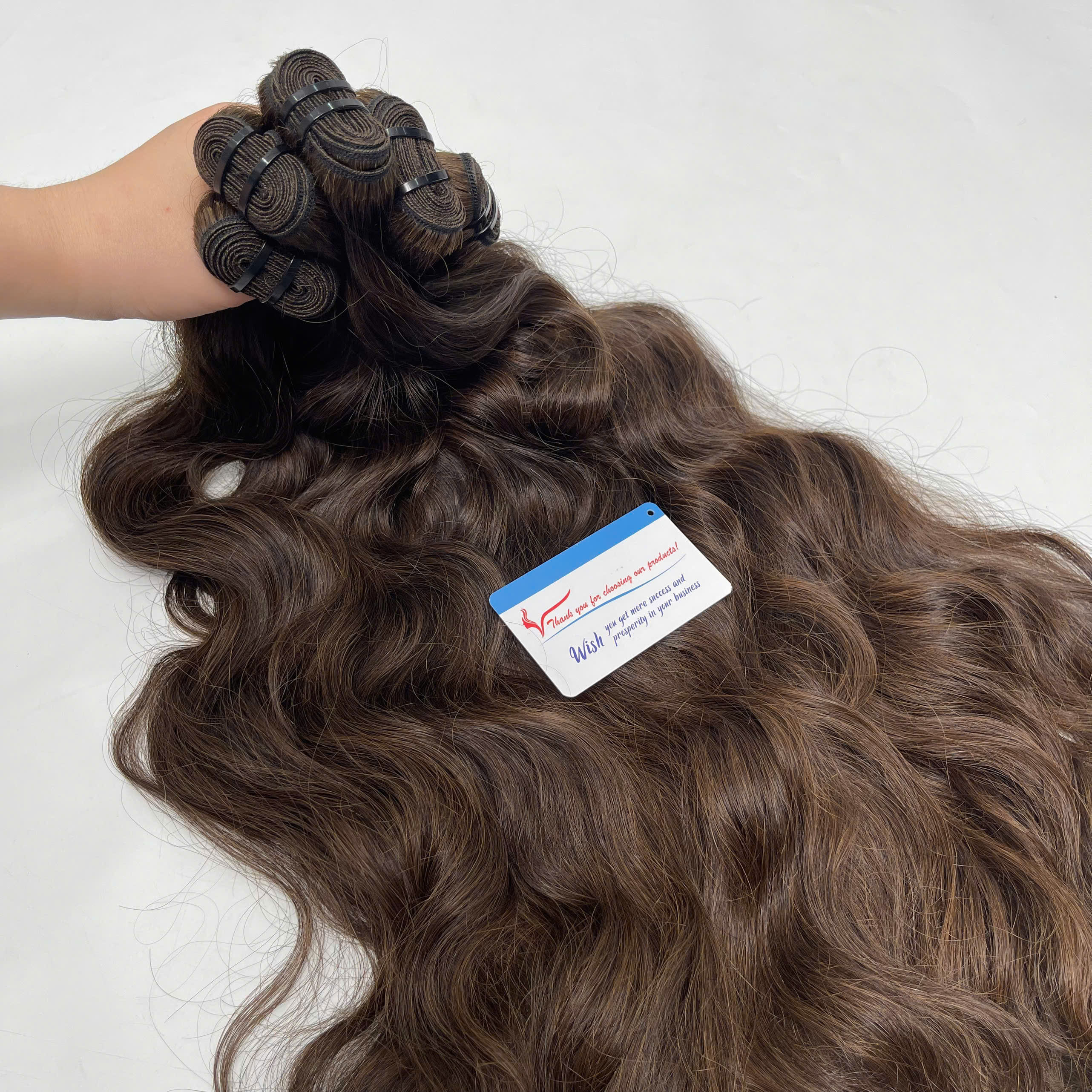 สีน้ำตาล