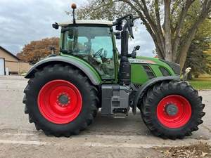 Farm <strong>FENDT</strong> 720 <strong>VARIO</strong> 4WD Tractor Hydraulic Front Axle Speed 4WD Cab Suspension for Agriculture - Product Image 3