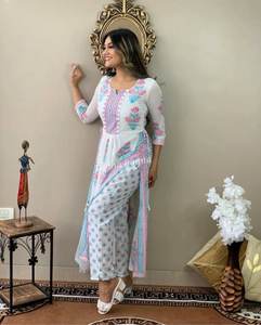 インドのサプライヤーからのオフィスおよび通常の着用のための需要の高い婦人服刺Embroidery作業クルティパンツ