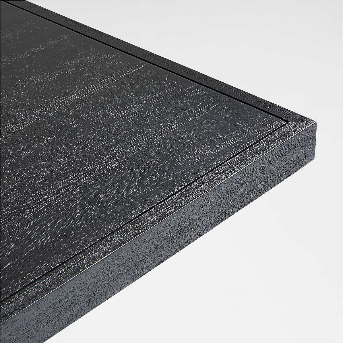 สีดำเข้ม