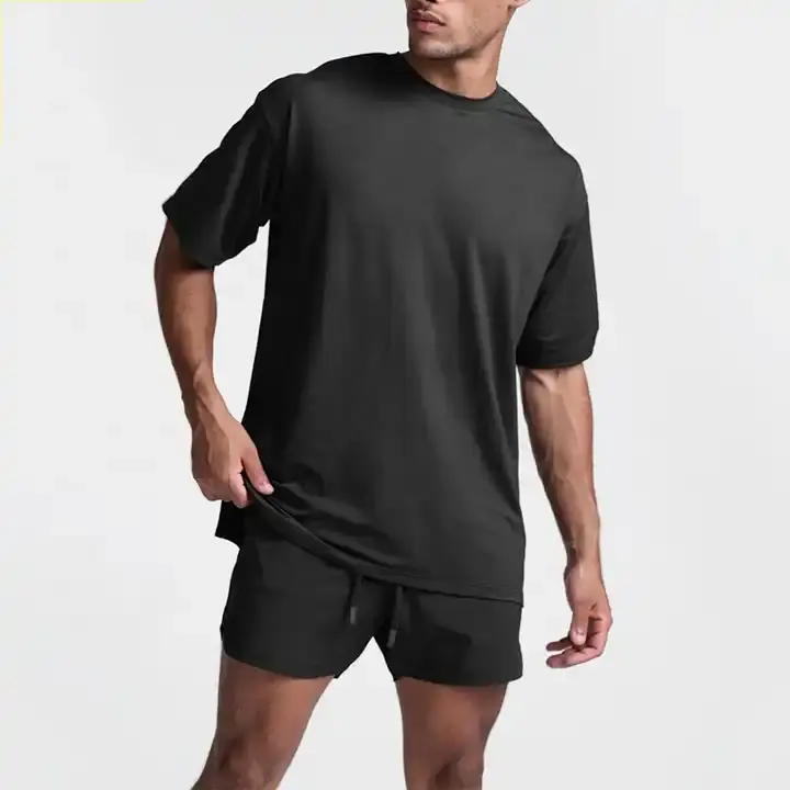 Stock de alta calidad MOQ bajo Active Wear Gym Plain Black Basic Sports camiseta para hombres