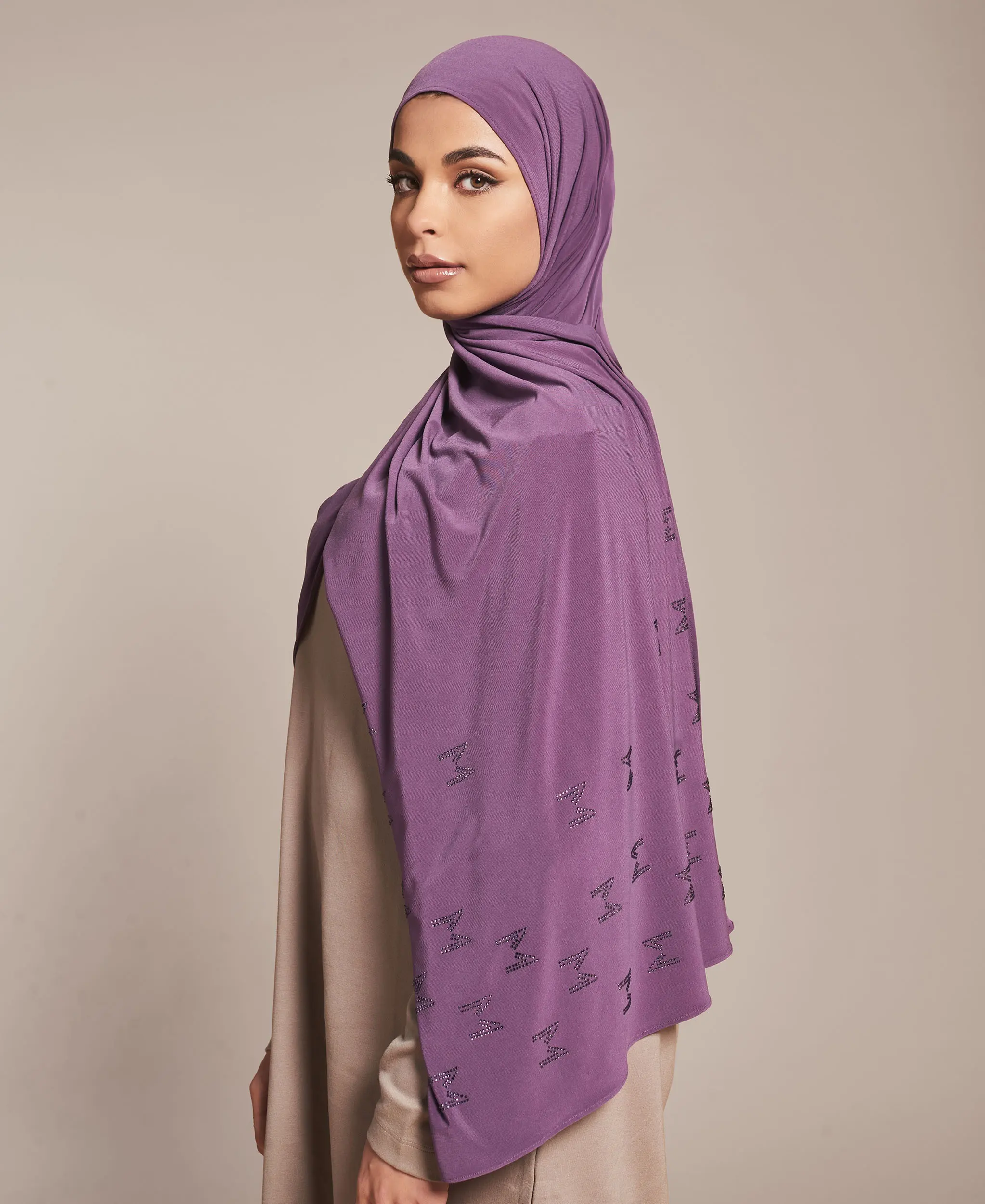 OEM ODM 스톤 저지 스카프 스트레치 5% 라이크라 + 95% 저지 hijab 네덜란드 클래식 스카프 저지 코튼 스톤 스카프 및 shawls