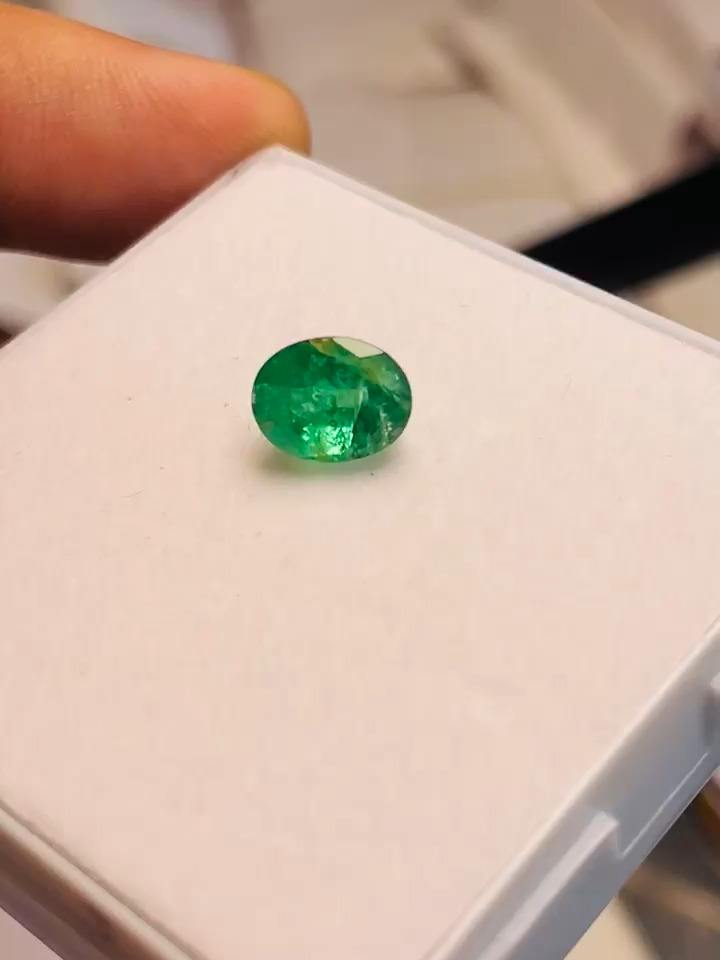 สีเขียว