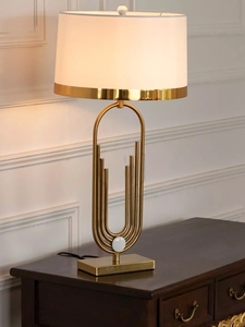 优质现代设计卧室台灯办公室装饰台灯床边学习台灯最新设计 - Product Image 3