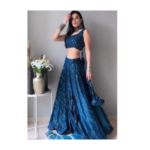 結婚式の機能に最適ブルーカラーデザイナーシーケンス刺繍作品Lehenga choli結婚式の機能 - Product Image 1