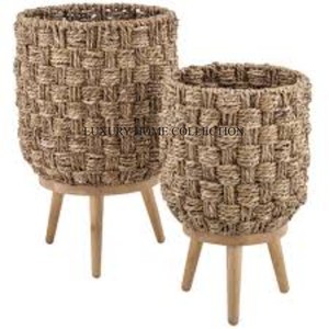 Ultra-lightweight Rattan Material <strong>Planter</strong> with a Corrosion-resistant Finished Ensuring Longevity and Functionality Outdoors