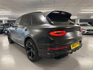 Mevcut 2022 B e n t l e y Bentayga 4.0 V8 - Product Image 6
