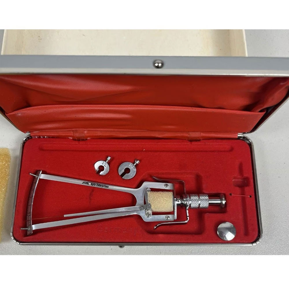 Sonde lacrymale de Bowman