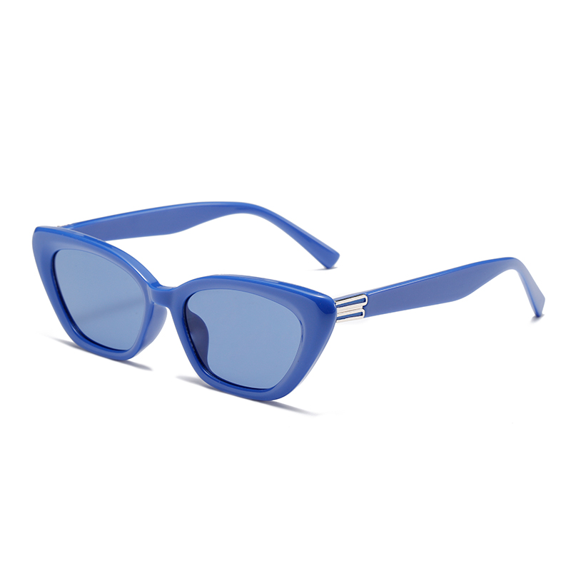 C5: Blue