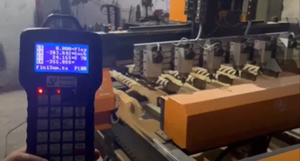 Compre el controlador DSP de 4 ejes serie 4H de calidad superior con archivo de 1 GB y LCD gráfico de 128x64 para máquina enrutadora CNC - Product Image 3