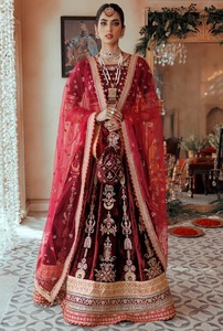 2024 SSUMAIRA koleksiyonu ile 3 adet özel dikişli işlemeli ham ipek Choli işlemeli Net ve işlemeli kadife <span class=keywords><strong>Lehnga</strong></span>