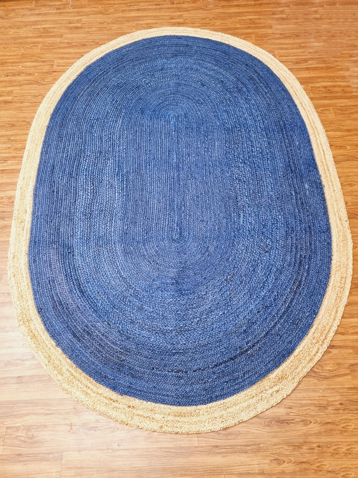 Identique à l'image