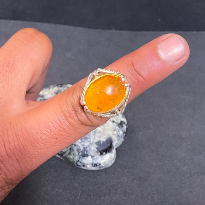 Bague en Ambre Synthétique pour Homme Bague en Laiton Plaqué Argent pour Homme Vente en Gros de Pierres Précieuses Naturelles Oxydées Bague en Cristal Cadeau Bijouterie Fine