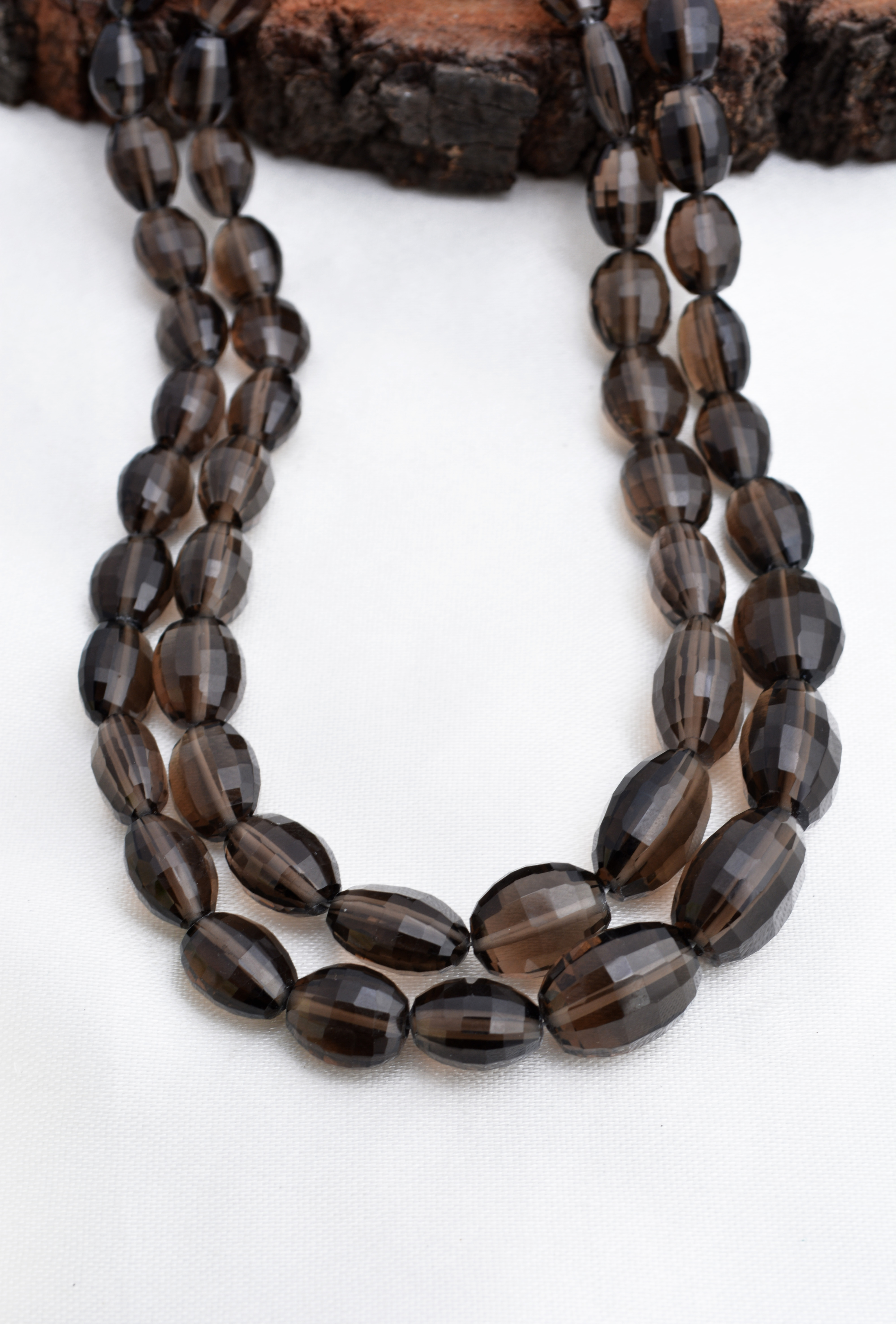 สีน้ำตาล