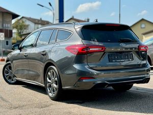2024フォードFOCUSアスパイア電気ガソリン燃料左ハンドルレザーシートライト & ダークインテリアFWDタイヤサイズR16