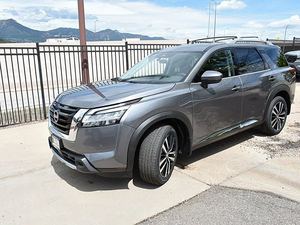 2024 Nis_san <strong>Pathfinder</strong> S 4WD with Rear Camera Leather Seats Automatic Gear Box - Product Image 2