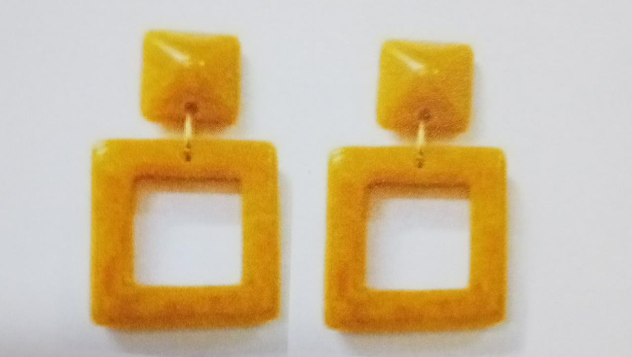 Jaune