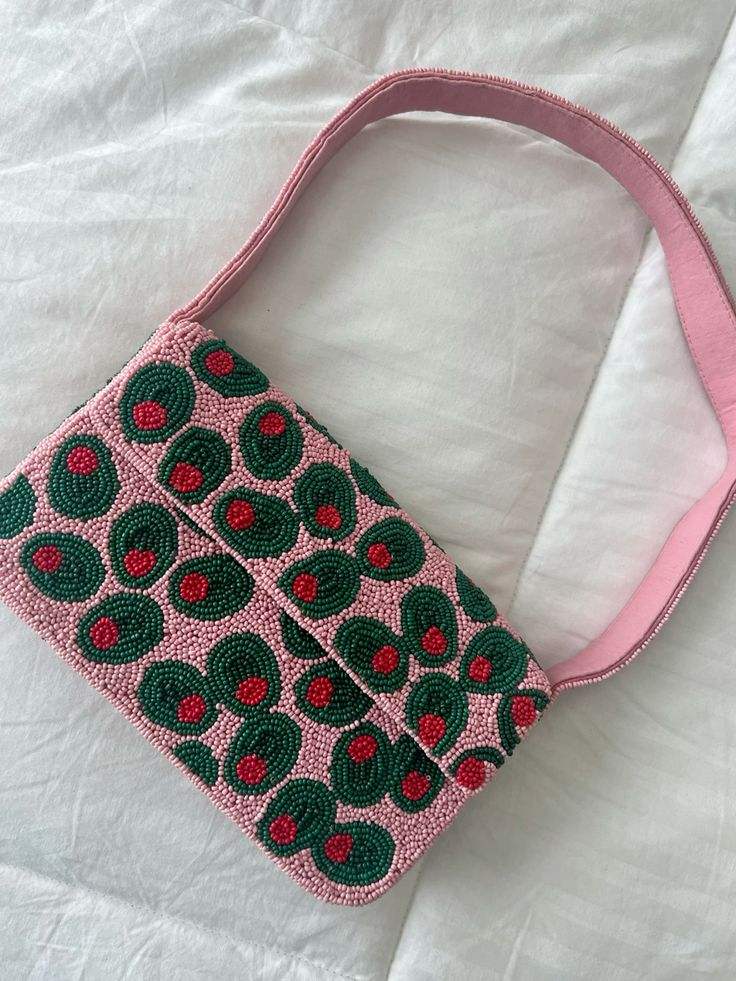 เช่นเดียวกับภาพ