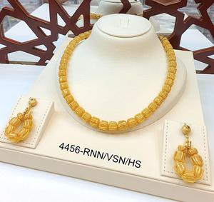 2克镀金填充新款白色水晶饰品，带球形链白色闪亮项链，适合女性