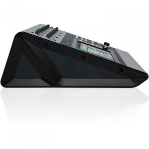 QSC TouchMix-30 <strong>Pro</strong> 32-Channel Compact Digital Audio <strong>Mixer</strong> 8 DCA 14 AUX Mixes 32 Inputs (24 Mic/6 Line/Stereo USB) Touchscreen