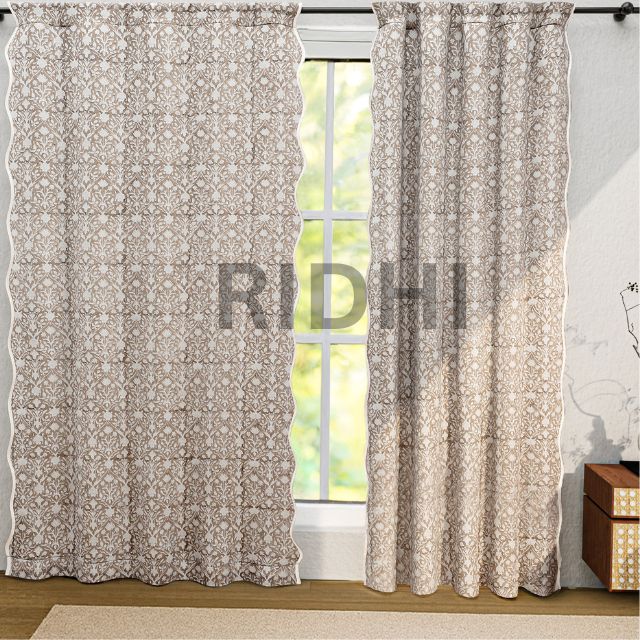 สีน้ำตาลอมเทา