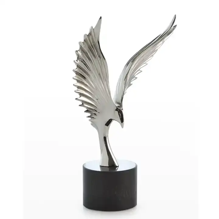 Hot Sale Aluminum Bird Statue Tabletop Sculpture Ornament Abstract Metal Eagle Sculpture on Round Base Home Kids Room Decorative