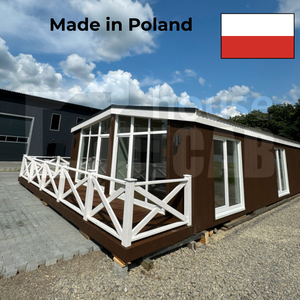 บ้าน moduar บ้านภาชนะนาตาลที่มีระเบียง - Product Image 1